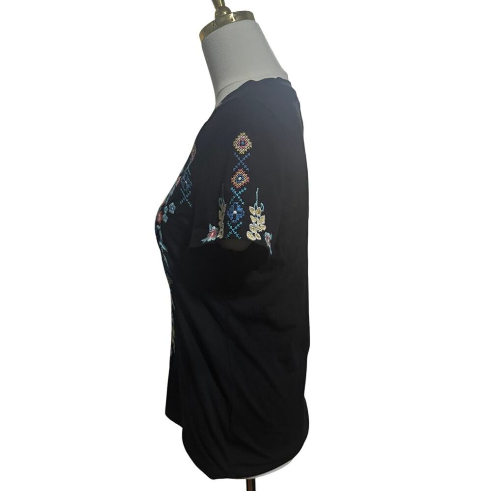 Driftwood Embroidered Floral Tee Black Boho Folk Art Cotton Top Size M - Picture 3 of 7